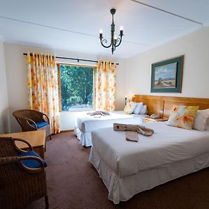 Weavers Standard Twin Room